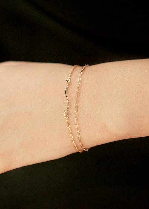 14K Gold Filled bracelet : delicate GF=04